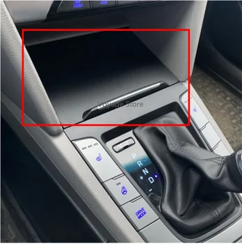 Централното управление на USB интерфейс мощност на база запалката седалка кутия за съхранение в събирането на Hyundai Elantra 2016-2018 84680F2200