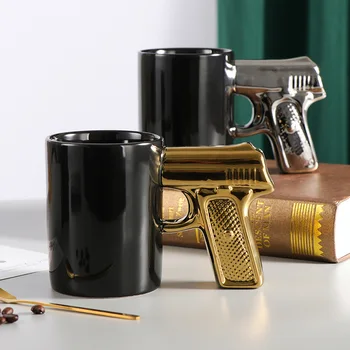 Персонални Кафеена Чаша 3D Форма на Глазура, Чаша За Вода Творчески Пистолет Стомна Пистолет Самоличността на Чашата за Кафе на Момчетата Подарък на Съдове За Напитки